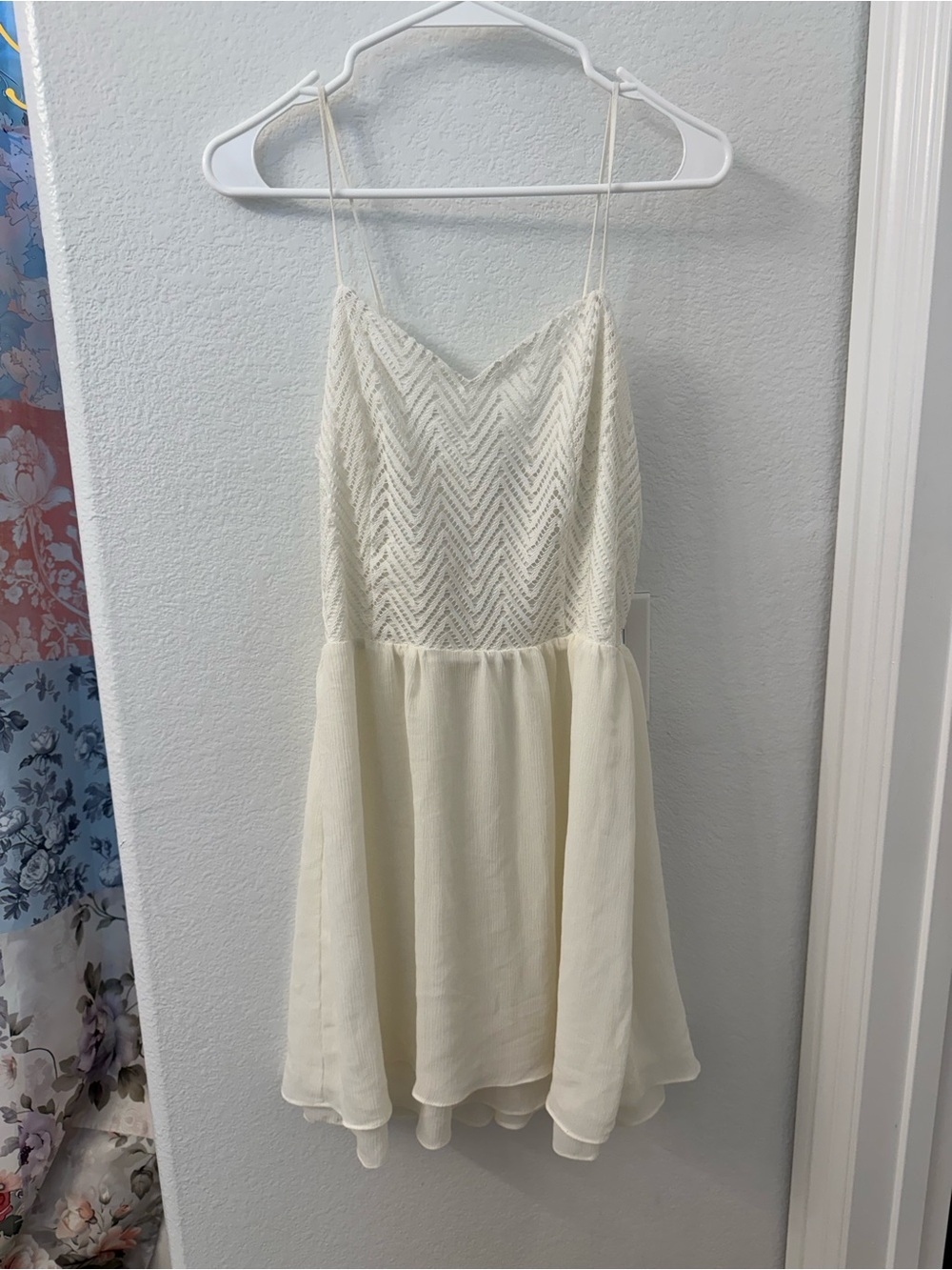 NWT Candie's Cream Lace Bodice Mini Dress with Chiffon Skirt size 11